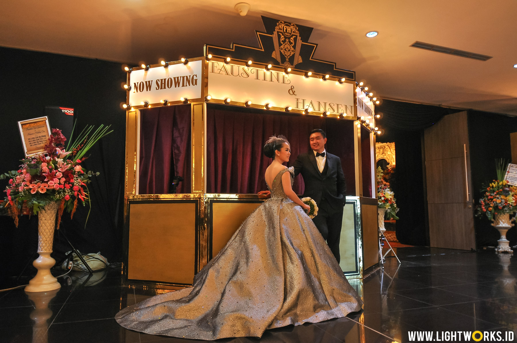 Hansen and Faustine’ wedding reception | Venue at Grand Inna Padang | Decoration by Lavender Decoration | Organised by Multi Kreasi Enterprise | Entertainment by All Star Music Entertainment | MC: Ary Kirana, Kemal Mochtar | Gown by Yefta Gunawan | Photo by Gusde Photography | Dancer by Batavia Dancer | Photobooth by Planopaper Photobooth Padang | Souvenir by Mattice | Lighting designer: Mr. Alvin Soo | Lighting equipment by Lightworks