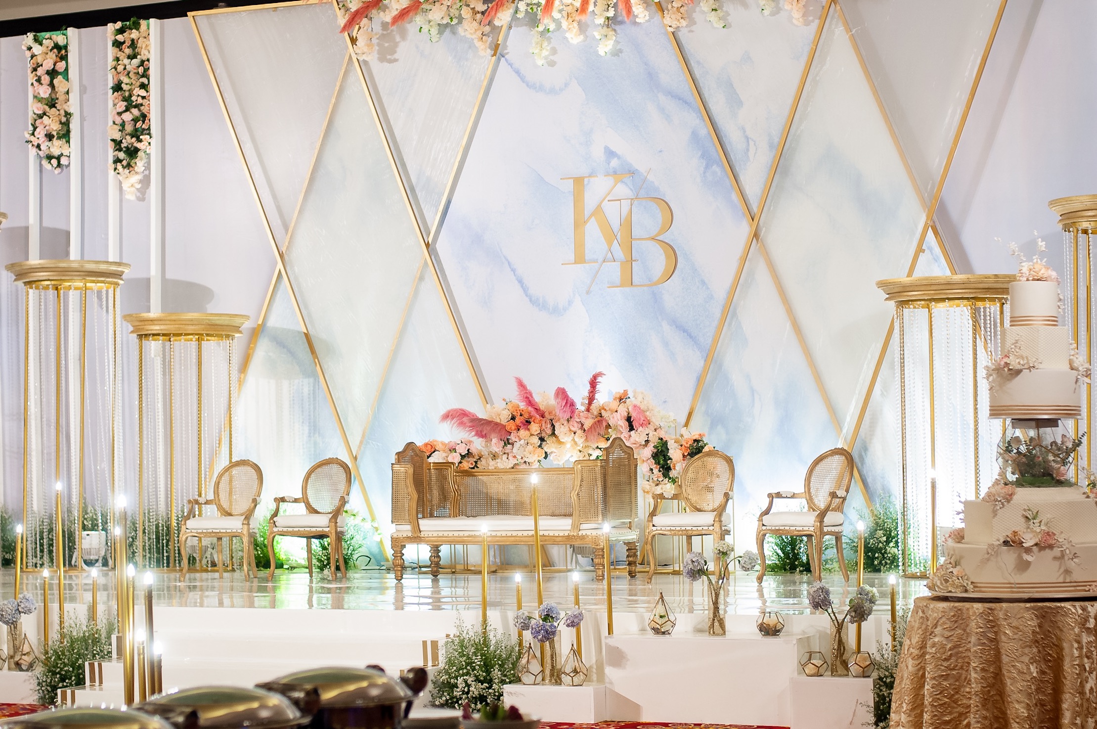 Kevin and Bella's wedding reception // Venue at The Ritz Carlton Jakarta Kuningan // Decoration by The Breath Decoration // Lighting by Lightworks