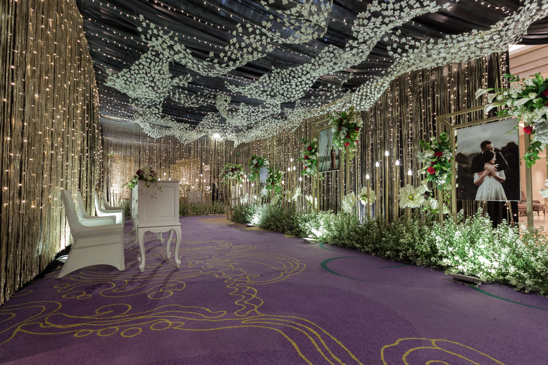 Arthur and Maria's wedding | Venue at Raffles Hotel Jakarta | Decoration by Grasida Decor