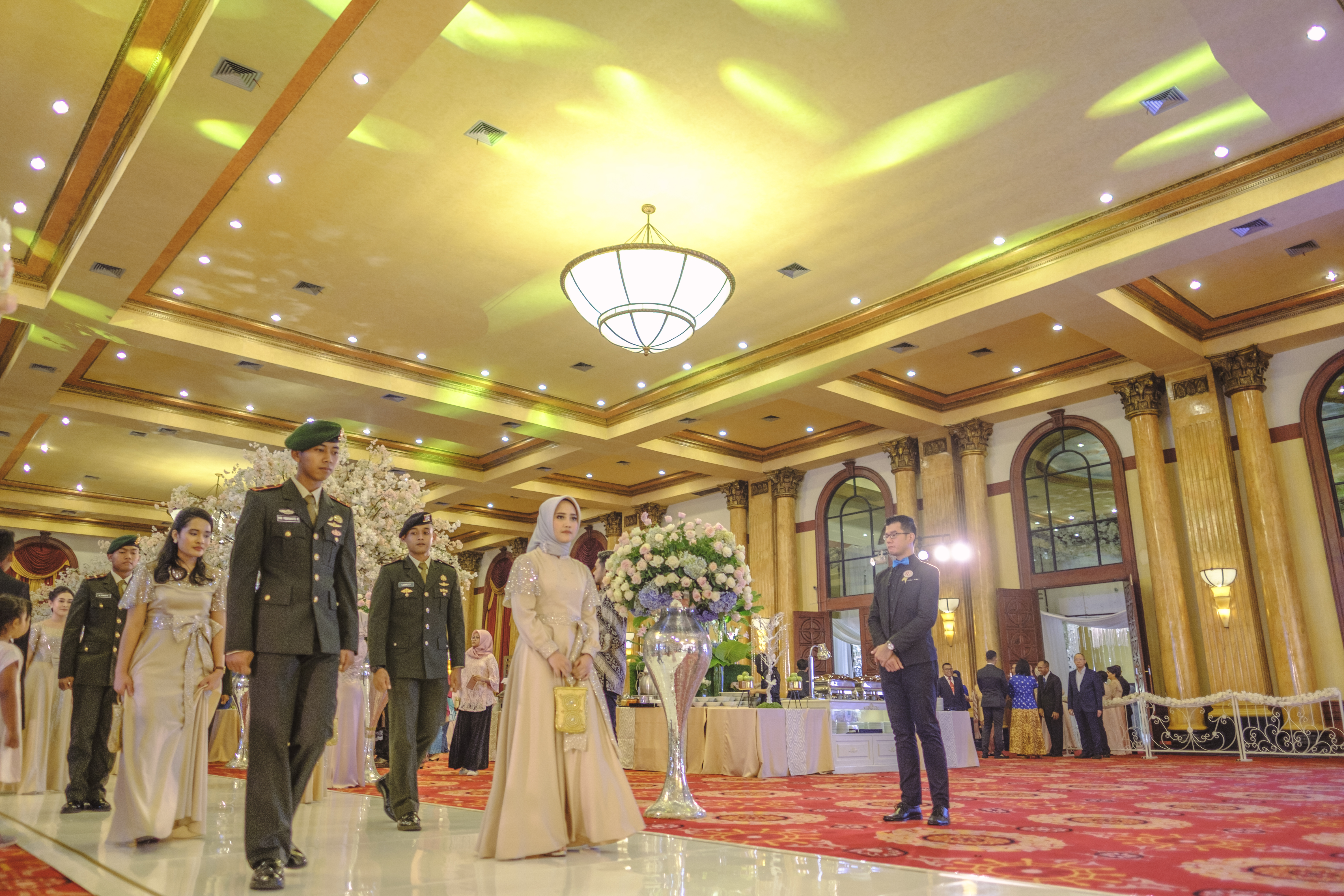 Regina and Erwin's Wedding Reception | Venue at Balai Samudera | Decoration by White Pearl Decoration | Lighting by Lightworks