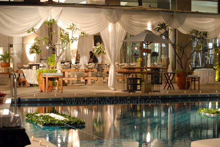 Location : Four Seasons Hotel (Pool-Side Area) Jakarta