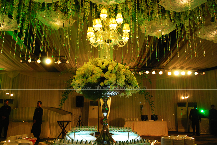 Decoration by ; Located in Masjid Pondok Indah ; Lighting suported by Lightworks