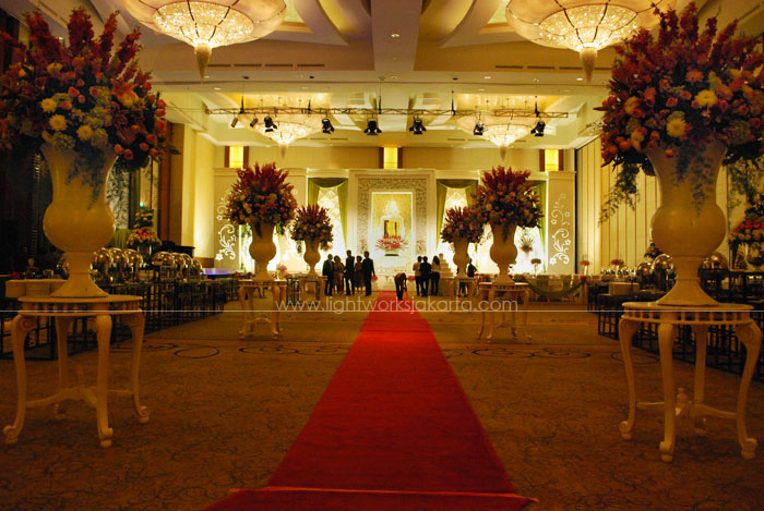 Decoration by ; Located in Ritz-Carlton Pacific Place Ballroom ; Lighting supported by Lightworks