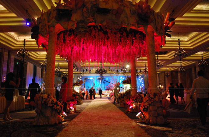 Decoration by ; Located in Grand Ballroom Kempinski Hotel - Jakarta ; Lighting supported by Lightworks
