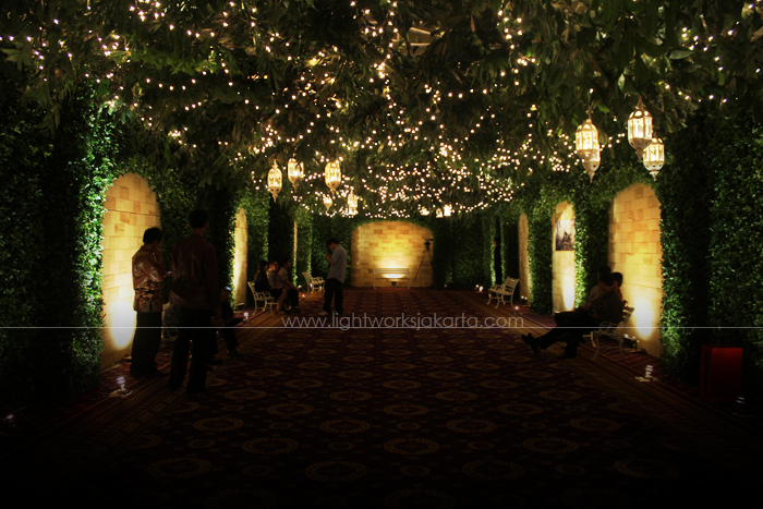 Andina & Alexander's Wedding ; Decoration by Soeryanto Decoration ; Located in Mulia Hotel Ballroom ; Lighting by Lightworks