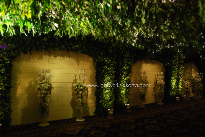 Roy & Elaine's wedding ; Decorated by Soeryanto Decor ; Located in Mulia Hotel Ballroom ; Organized by Multi Kreasi Enterprise ; Lighting by Lightworks