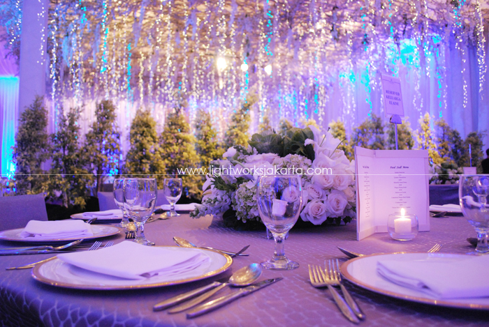 Rheza Novanto & Elaine Salim's Wedding ; Decorated by Soeryanto Decor ; Organized by Multi Kreasi Enterprise ; Lighting by Lightworks