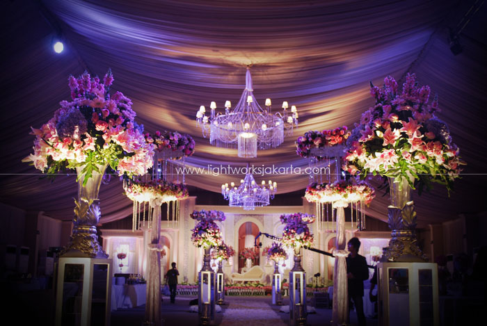 Decorated by Grasida Dekorasi ; Located in Darmawangsa Hotel ; Lighting by Lightworks