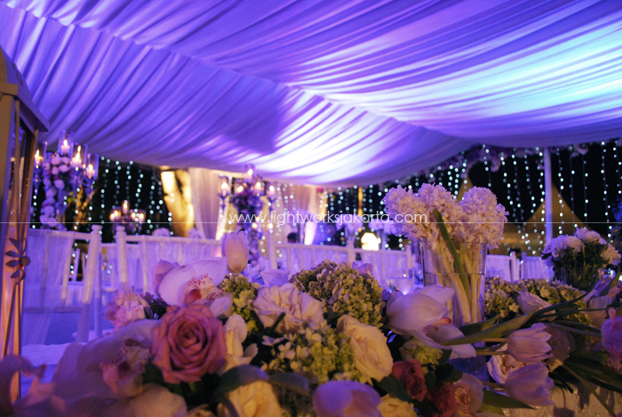 Jun & Pax's Wedding ; Decoration by Lotus Design ; Located in Zerah Senayan ; Lighting by Lightworks