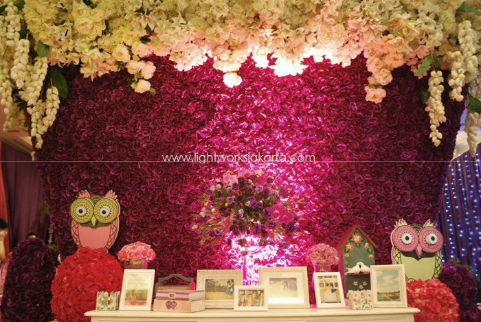 Hanssen & Mercy 's Wedding ; Decoration by Lotus Design ; Located in Shangri-La Hotel Ballroom ; Lighting by Lightworks