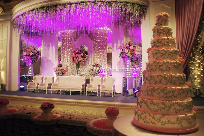 Inggrid & Daniel's Wedding ; Decoration by Lotus Design ; Located in Grand Ballroom Hotel Mulia; Lighting by Lightworks