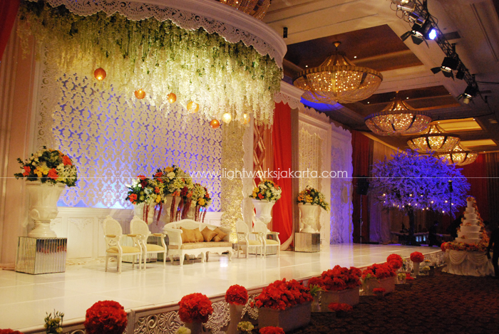 Indrawan and Syella Wedding ; Decoration by Lavender Decoration ; Located in Grand Ballroom Hotel Mulia ; Lighting by Lightworks