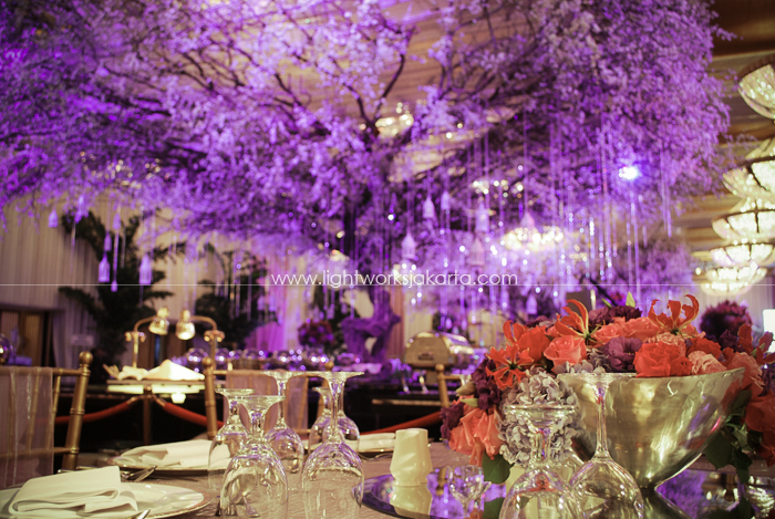 Charles and Irene's Wedding ; Decoration by Suryanto Decoration ; Located in Grand Ballroom Hotel Mulia ; Lighting by Lightworks