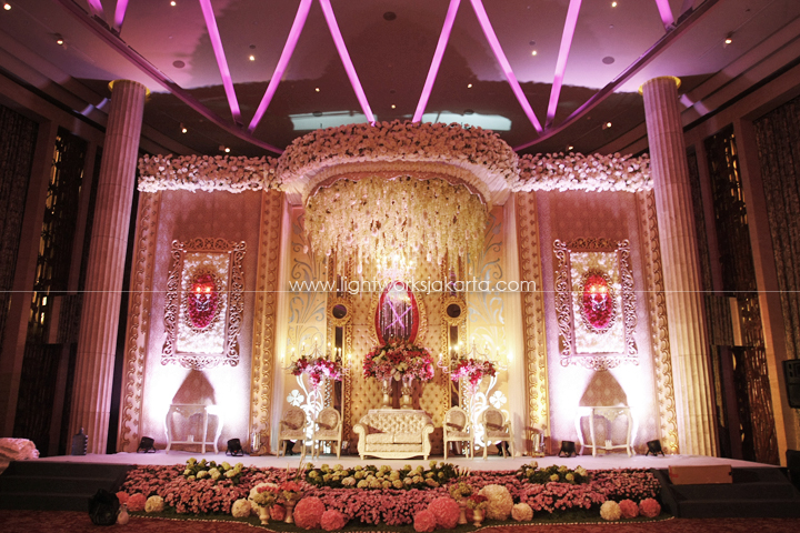 Agung and Sannie's Wedding ; Decoration by Grasida Decor ; Located in Bali room Kempinski Hotel ; Lighting by Lightworks