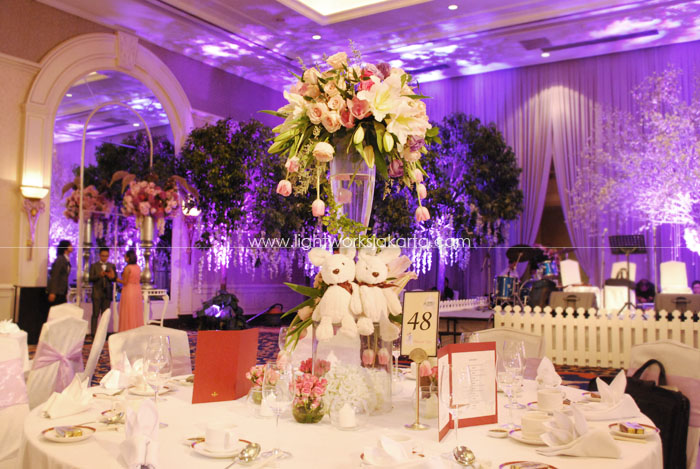 Wilson and Yufi's Wedding ; Decoration by Lotus Design ; Located in Shangri La ; Lighting by Lightworks