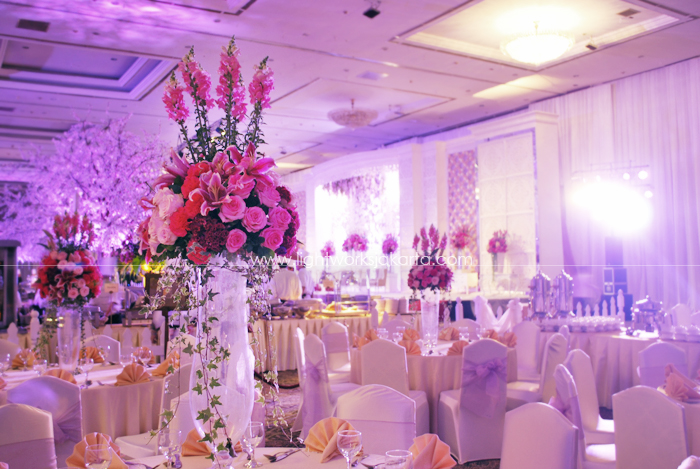 Dhika and Icha's Wedding ; Decorated by Vica Decor; Located in The Cendrawasih Room - JCC; Lighting by Lightworks