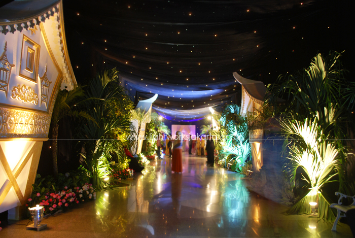 Tara and Riany's Wedding ; Decorated by Vica Decoration; Located in The Cendrawasih Room - JCC; Lighting by Lightworks