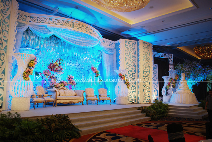 Decorated by Stephanus Friends and Friends; Located in Grand Ballroom Mulia Hotel; Lighting by Lightworks