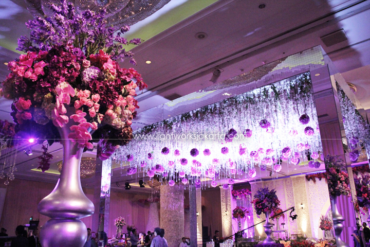 Kenny & Pretty's Wedding ; Decorated by Lotus Design ; Located in Shangri-La Hotel ; Lighting by Lightworks