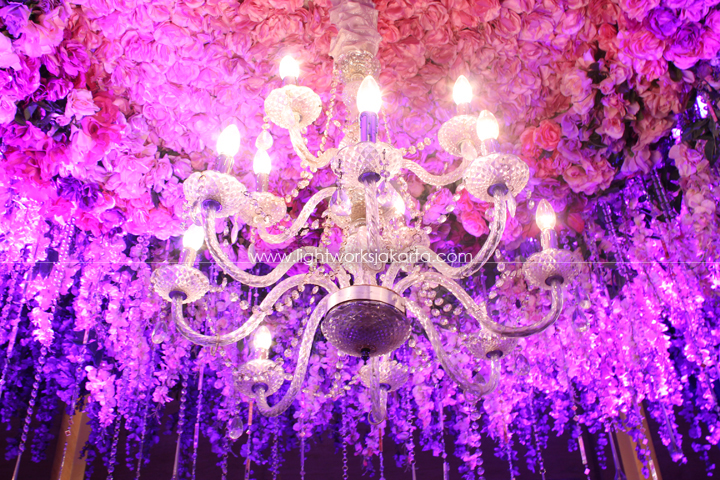Alfeus & Melia Wedding ; Decorated by Lotus Design; Located in Grand Ballroom Kempinski; Lighting by Lightworks