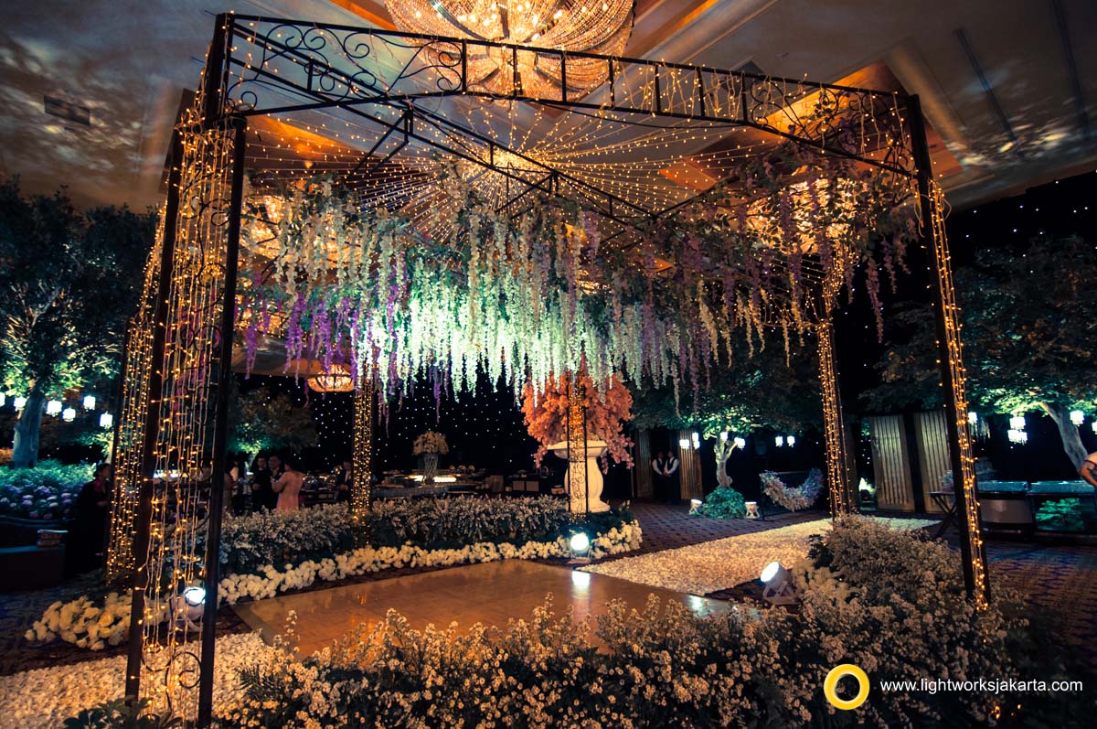 Eric and Lidya's Wedding Reception; Venue at Hotel Mulia, Jakarta; Decoration by Steve Decoration; lighting by Lighting