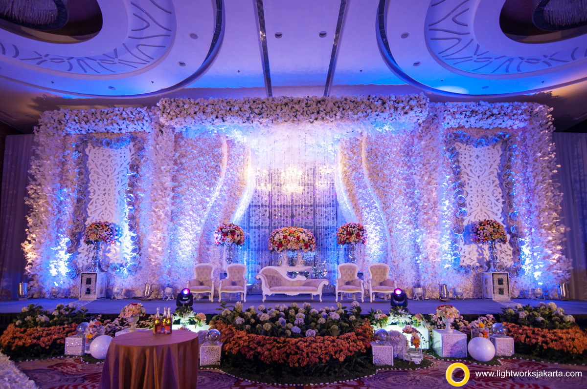 Suwandy and Iven's Wedding Reception; Venue at Emporium; Decorator by Grasida Decoration; Lighting by Lightworks