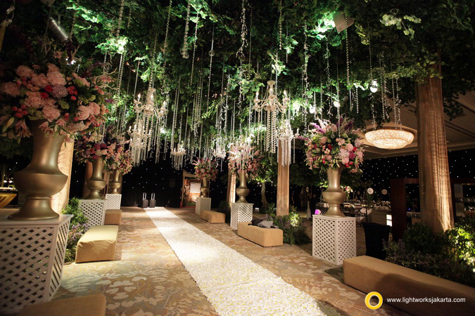 Andry and Abigail's Wedding Reception; Venue at Shangri-La Hotel; Decoration by Lotus Decoration; Organized by Kenisha Wedding Organizer; Lighting  by Lightworks