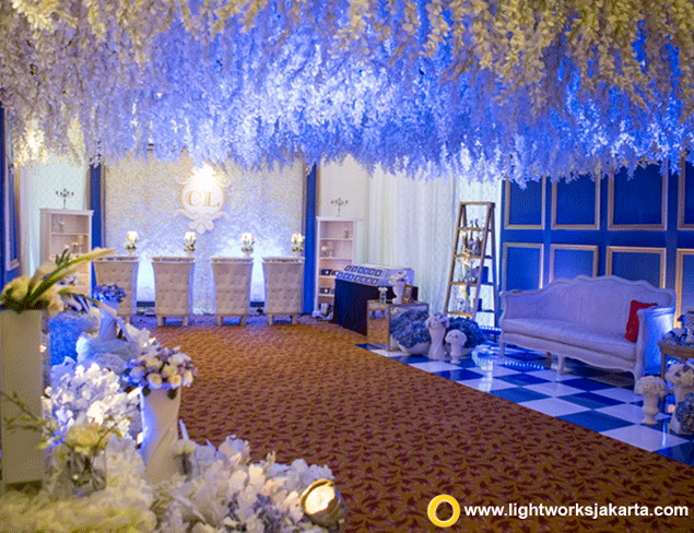 Chandra and Lidwina's Wedding Reception; Venue at JW Marriot Hotel, Jakarta; Organized by Private WO; Decoration by DeSketsa Decoration; Lighting by Lightworks