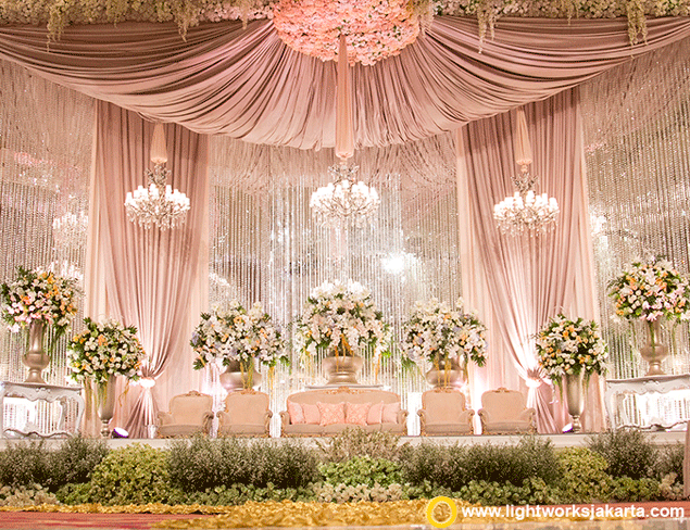 Tri and Cindy's Wedding Reception; Venue at The Ritz Carlton Pacific Place; Wedding Entertainment by Untitled Band; Decoration by Lotus Design; Lighting by Lightworks