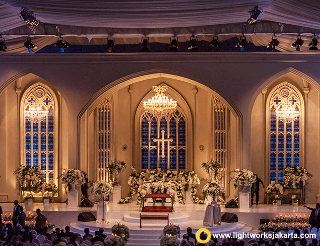 John and Xuan Wei's Wedding Reception; Venue at JCC Senayan; Organized by IWP Organizer; Photography by Axioo Photography; Master of Ceremony bt Daddo Parus and Becky Tumewu; Decoration by Amarilis Decor; Conceptor by Ruby Fajar; Lighting by Lightworks